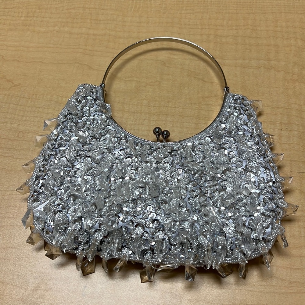 Silver beaded‎ evening bag